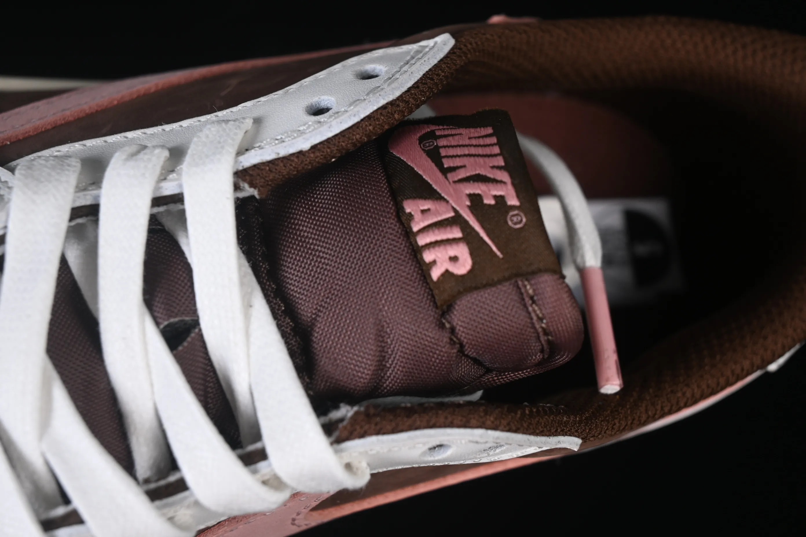 All categories Air Jordan Jordan series basketball shoes Air Jordan 1 Low foreign trade version Travis Scott x Air Jordan 1 Low OG AJ1 Joe 1 pink undercut low top DZ4137-206